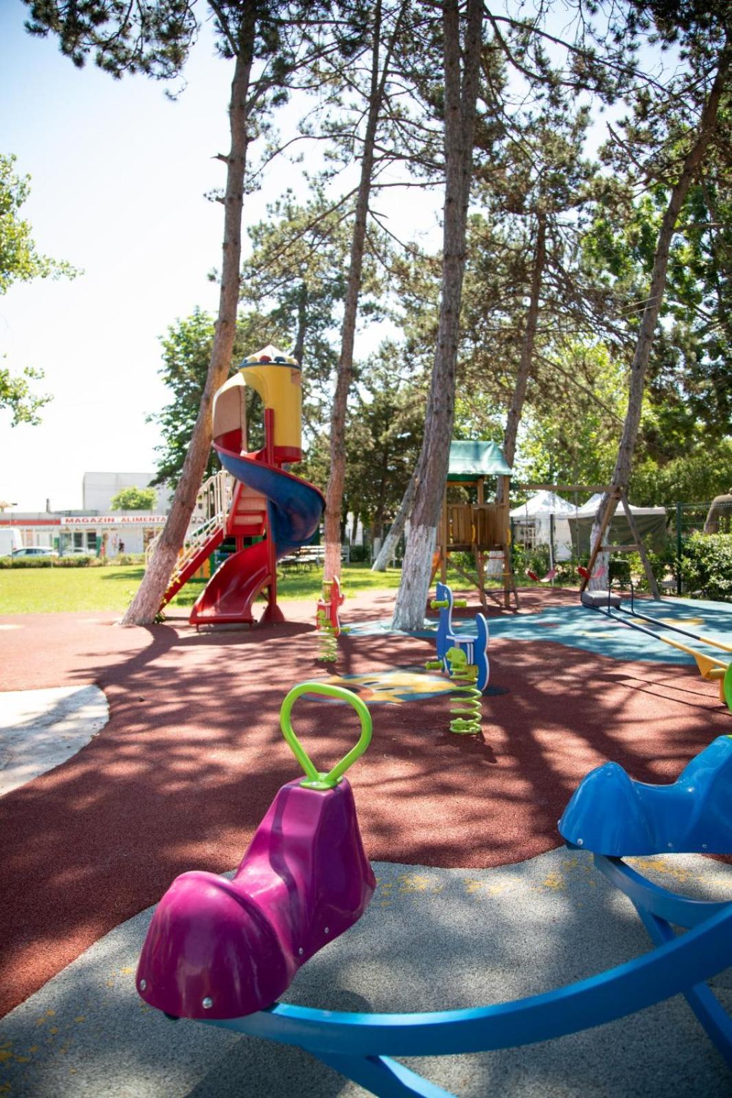 Hotel Iulia Resort Venus Bagian luar foto