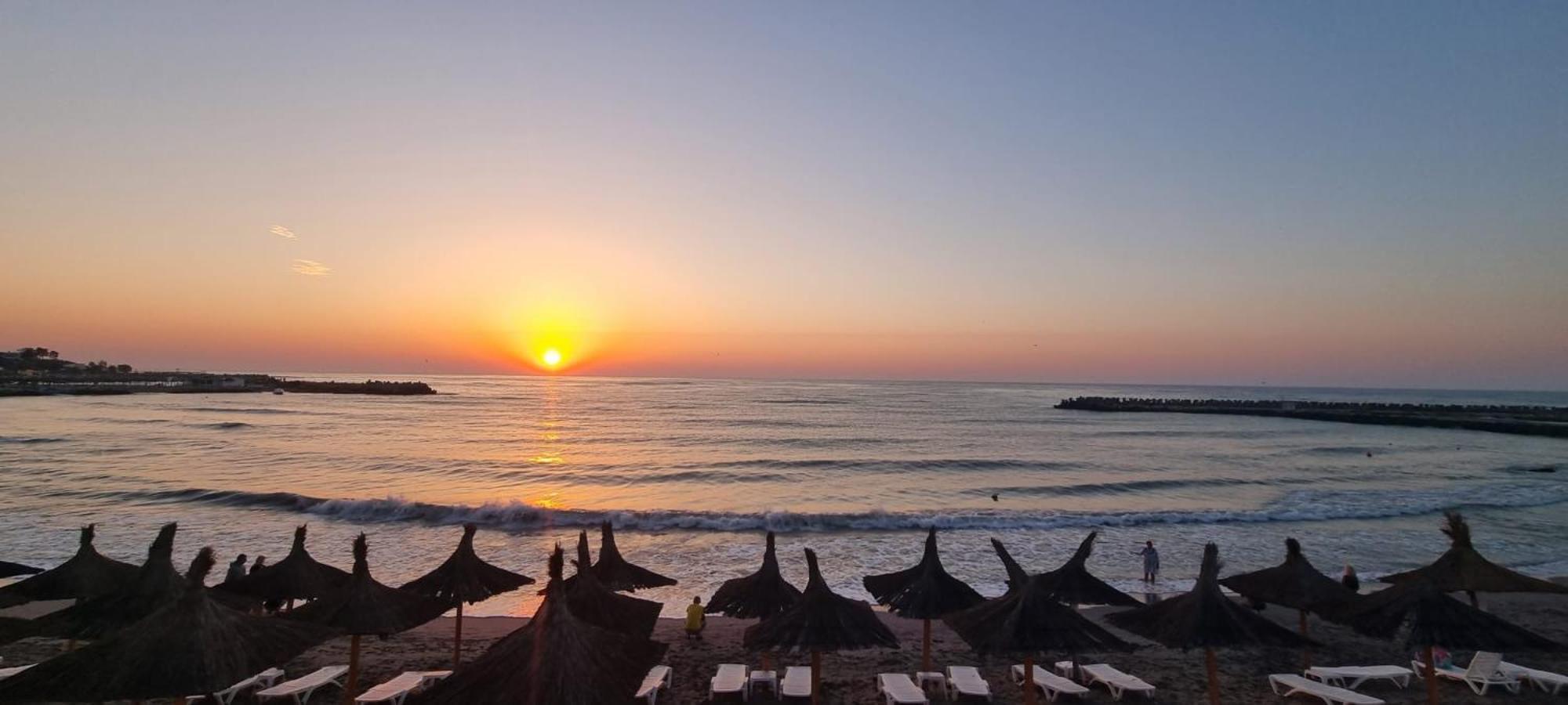 Hotel Iulia Resort Venus Bagian luar foto